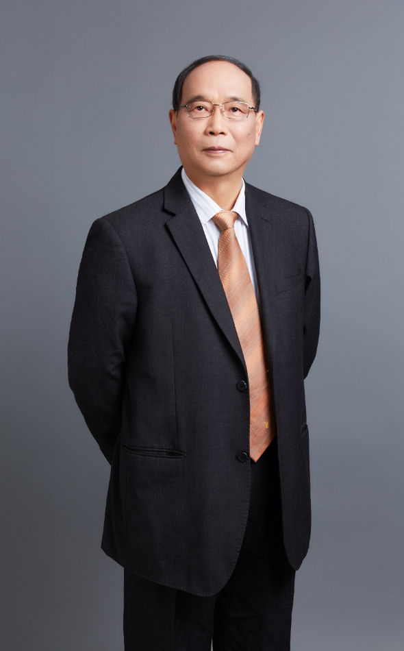 王法男