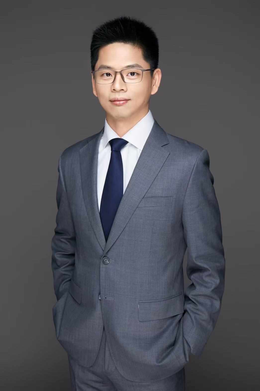 刘铠螎